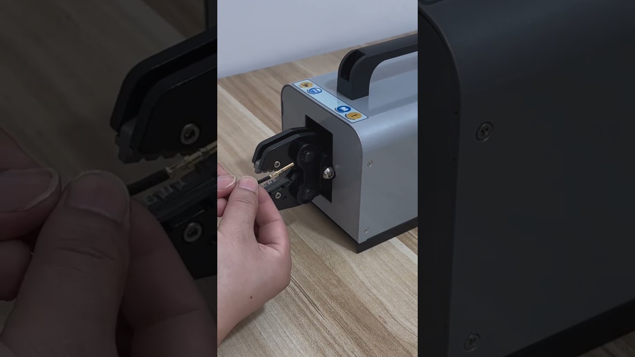 Mesin Crimping Pneumatik 25M untuk Terminal Pin Penerbangan | Automasi Kilang #kilang #mesin