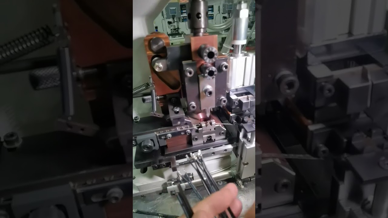 Mesin Crimping Terminal Strip Berterusan untuk Wayar - Video Sebenar & Sampel Dihantar