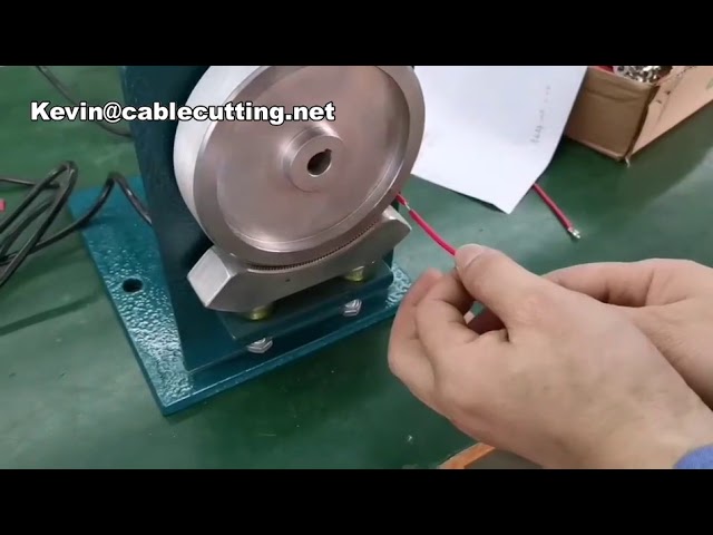 Mesin Pemotong dan Pemusing Wayar Separa Automatik Jenis Berputar