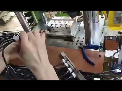 Small Cable Manufacturing   Wire Plug Plastic Benchtop Tube Head Injection Machine