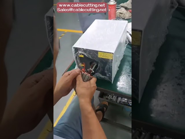 Mesin Pemotong, Pengupas, dan Pemilin Kawat Automatik